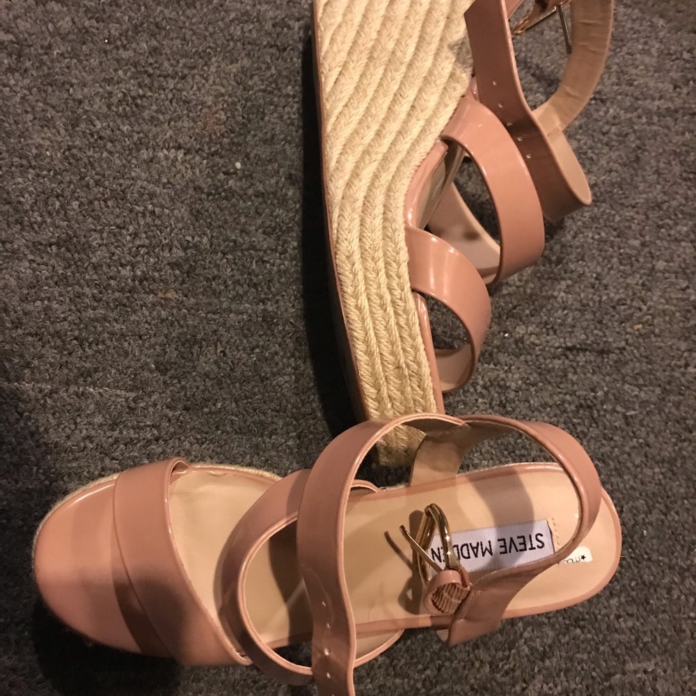 Sumner sandal